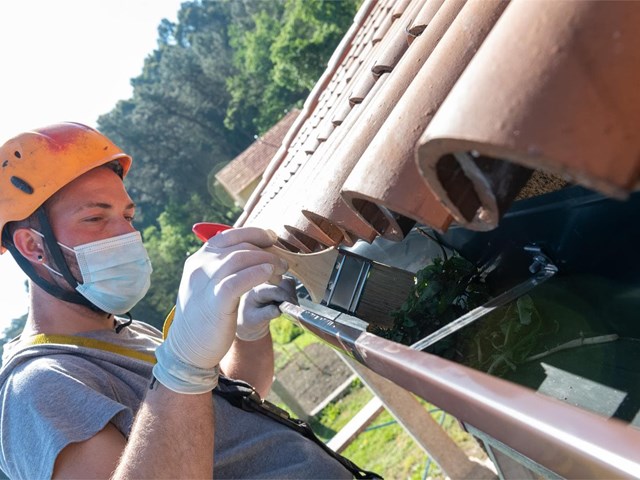 ¿Atascos en sus canalones? Soluciones efectivas que puede aplicar