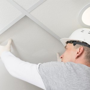 ¿Cuáles son los beneficios de la instalación de falsos techos?