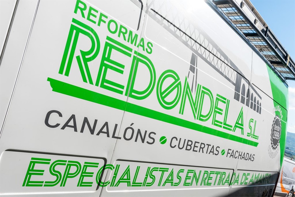 Equipo especializado y autorizado para la retirada de amianto en Vigo y alrededores