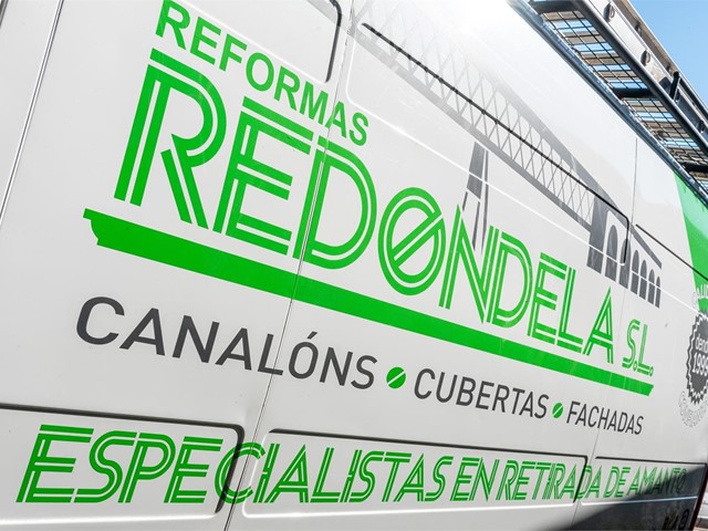 Equipo especializado y autorizado para la retirada de amianto en Vigo y alrededores