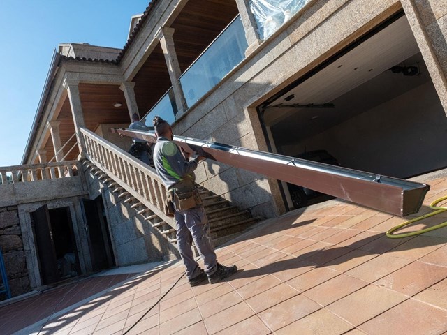 Señales de que sus canalones necesitan una reparación urgente